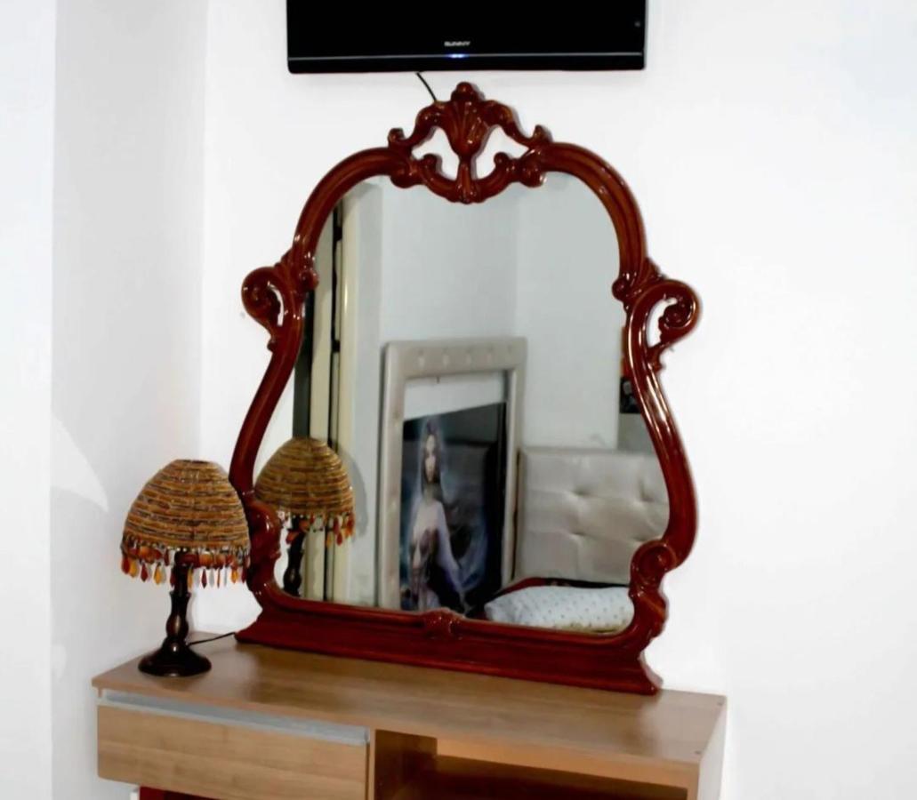 Hotel Vlora City Luaran gambar